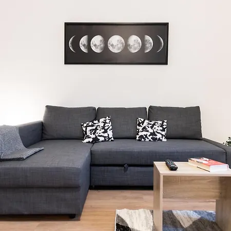 Studio'S Nest - Close To Metro And Linate Airport-3